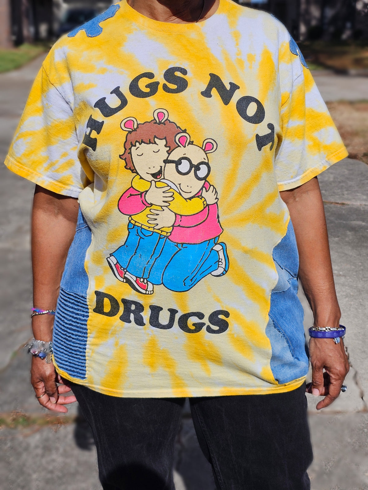 Hugs Only (L)